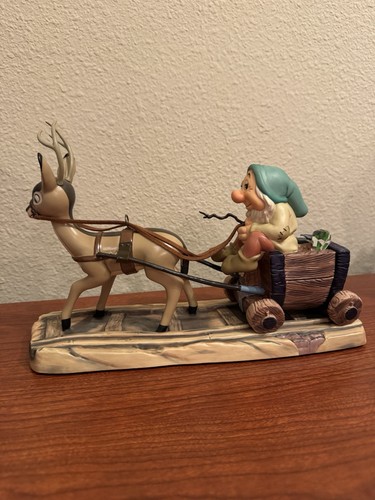 Snow white sleepy with deer - white,