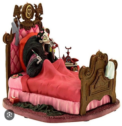 Wdcc cruella bed - cruella, in