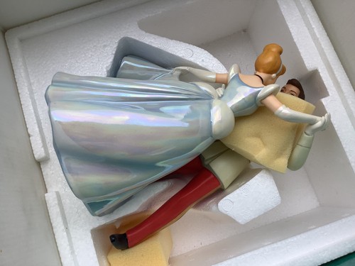 Wdcc cinderella and prince - wdcc,
