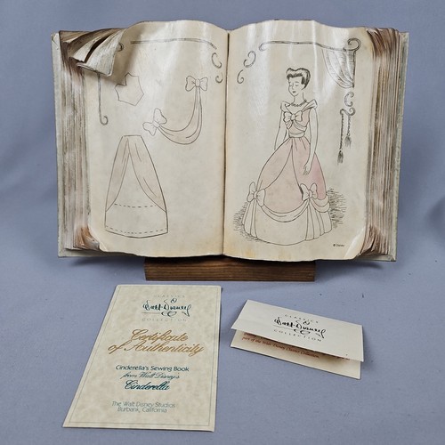 Wdcc cinderella sewing - cinderella's,