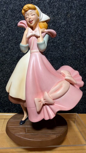 Disney wdcc cinderella - cinderella, "oh